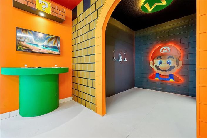 Image No.37-15 Bed Property for sale