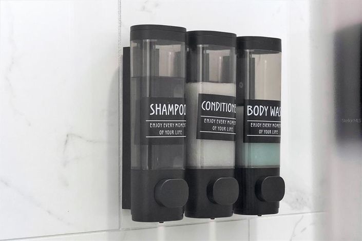 Image No.53-15 Bed Property for sale