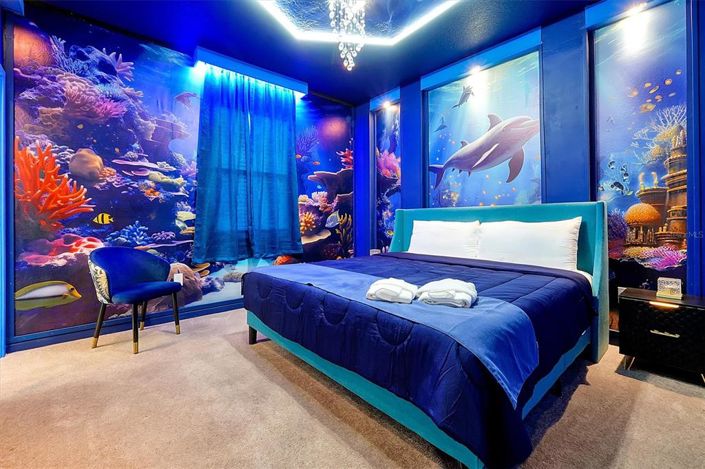 Image No.61-15 Bed Property for sale