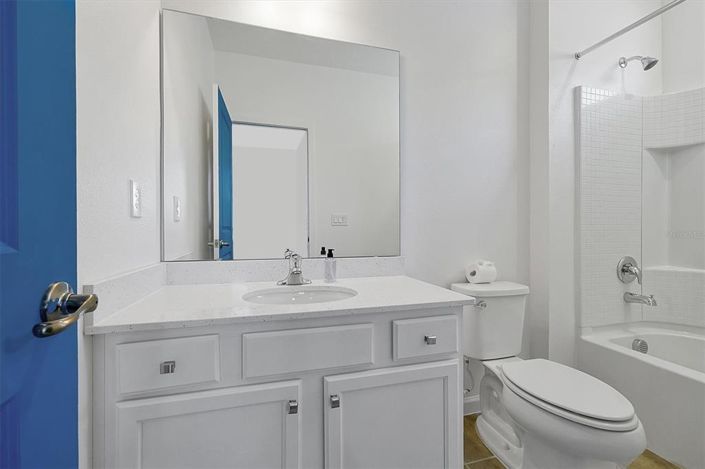 Image No.67-15 Bed Property for sale