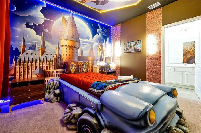 Image No.72-15 Bed Property for sale