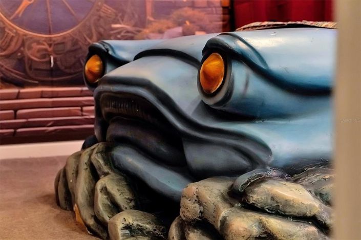 Image No.73-15 Bed Property for sale