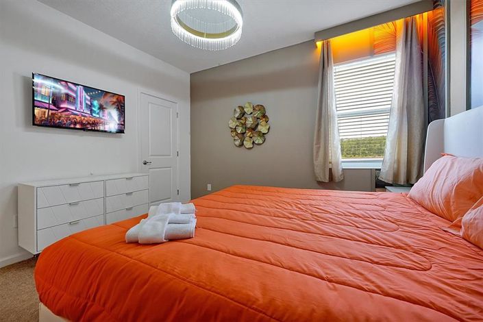 Image No.79-15 Bed Property for sale