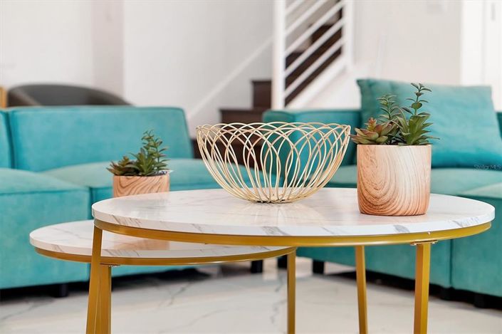 Image No.8-15 Bed Property for sale