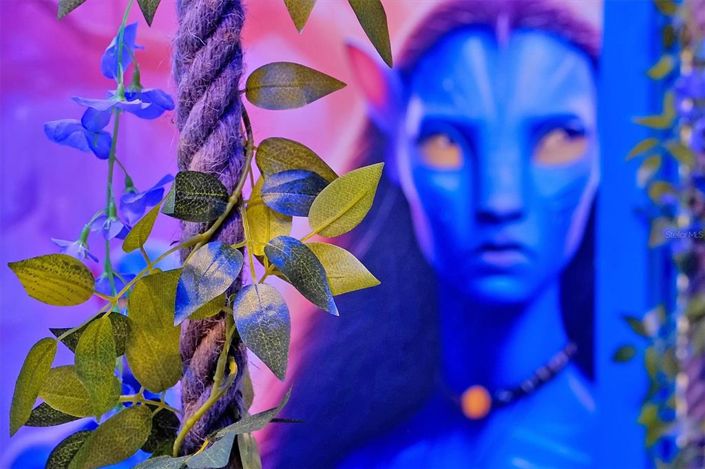 Image No.84-15 Bed Property for sale