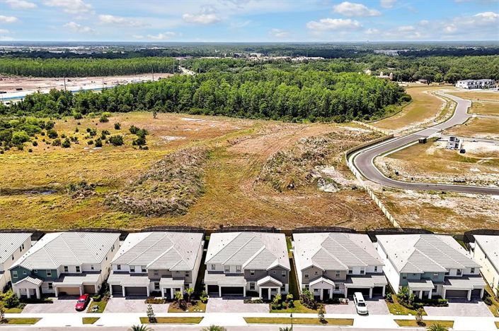 Image No.99-15 Bed Property for sale