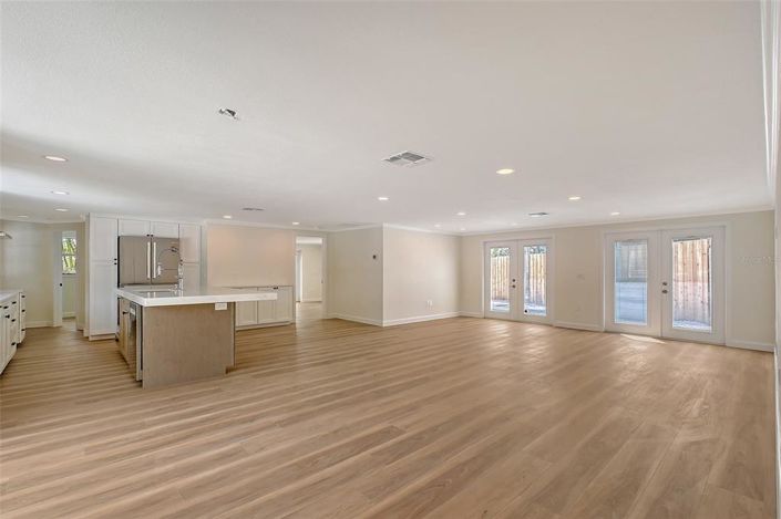 Image No.16-2 Bed Property for sale