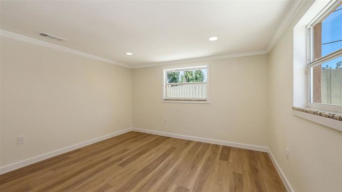 Image No.27-2 Bed Property for sale