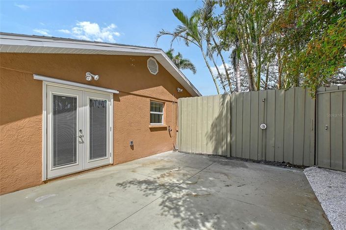 Image No.37-2 Bed Property for sale