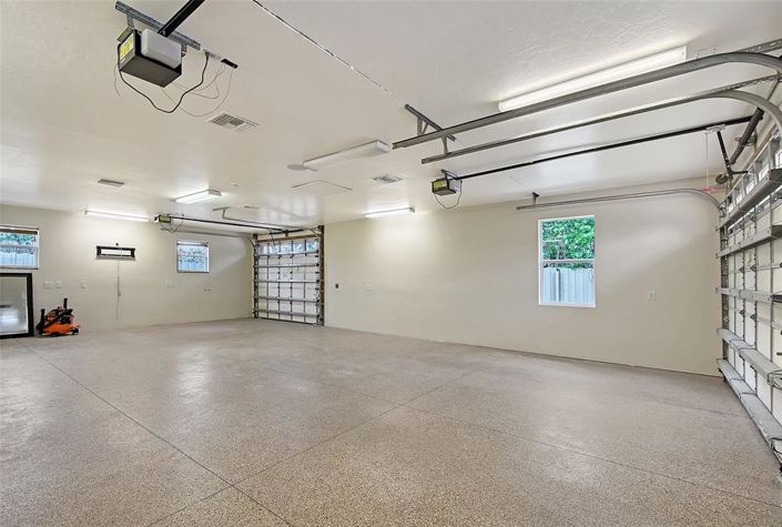 Image No.43-2 Bed Property for sale