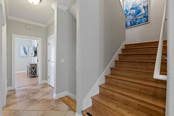 Image No.30-4 Bed Property for sale