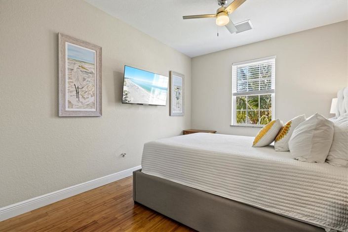 Image No.37-4 Bed Property for sale