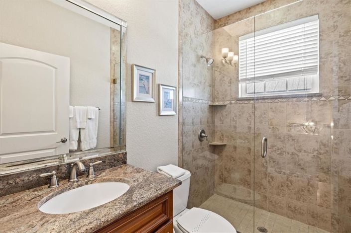 Image No.39-4 Bed Property for sale