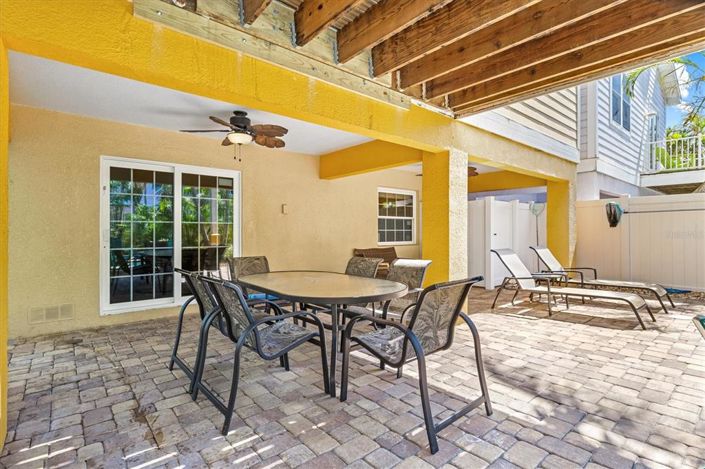 Image No.54-4 Bed Property for sale