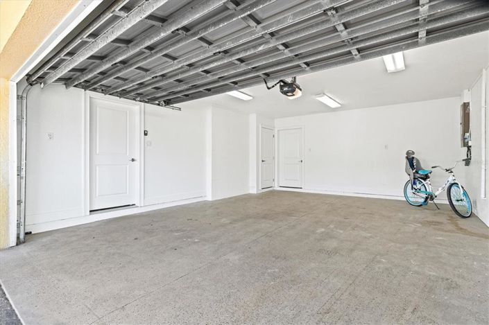 Image No.56-4 Bed Property for sale