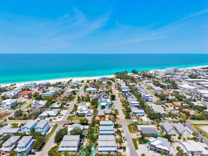 Image No.58-4 Bed Property for sale