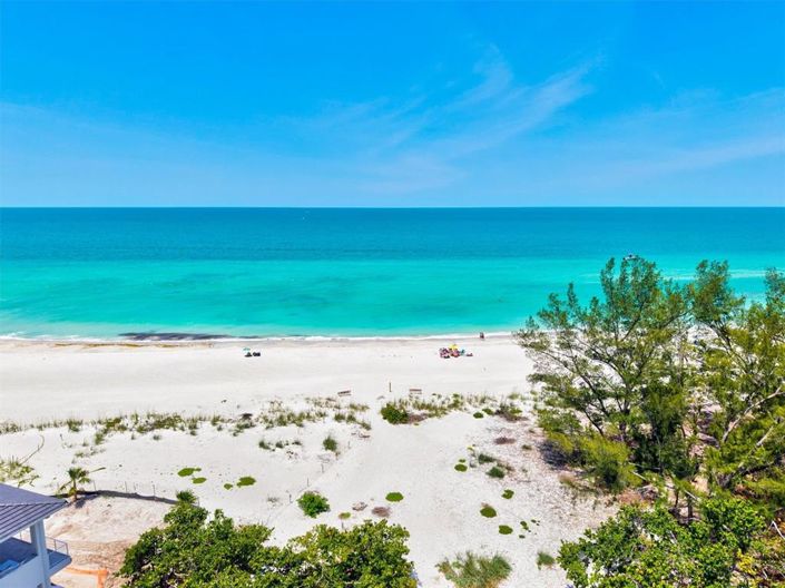 Image No.61-4 Bed Property for sale