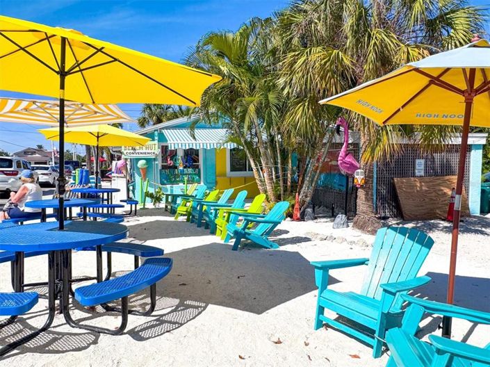 Image No.98-4 Bed Property for sale