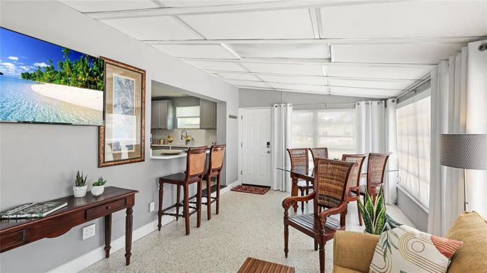 Image No.10-3 Bed Property for sale