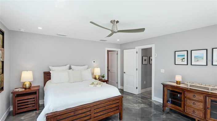 Image No.21-3 Bed Property for sale