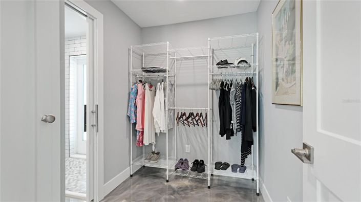 Image No.25-3 Bed Property for sale