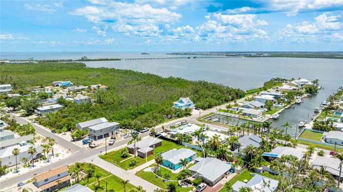 Image No.3-3 Bed Property for sale