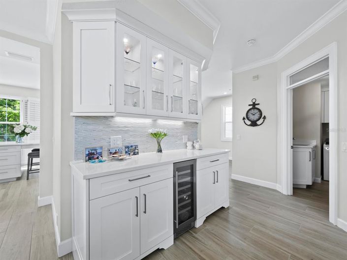 Image No.10-4 Bed Property for sale