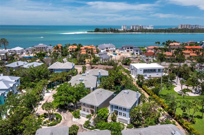 Image No.3-4 Bed Property for sale