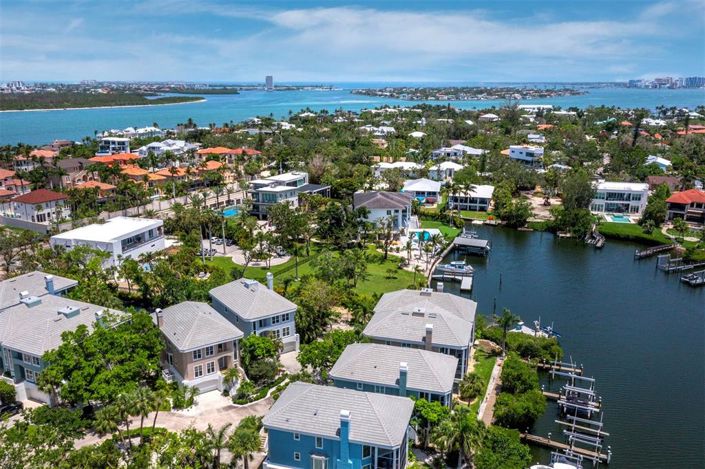 Image No.59-4 Bed Property for sale