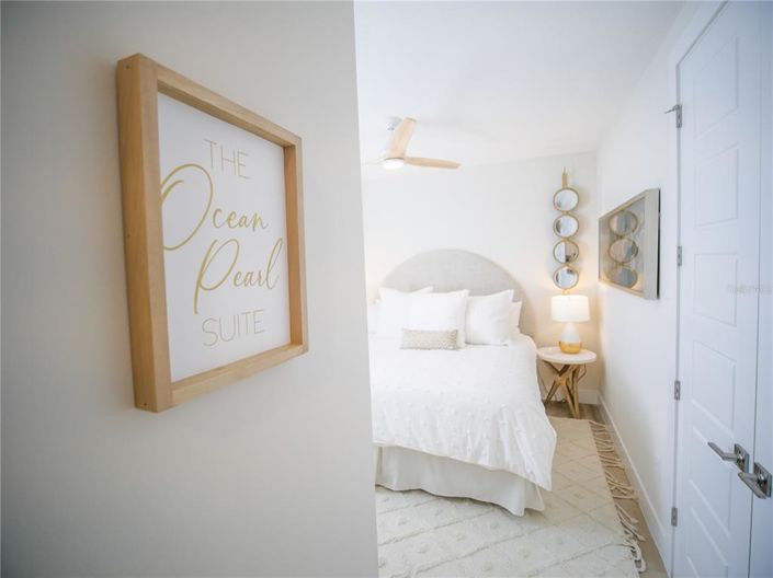 Image No.33-8 Bed Property for sale