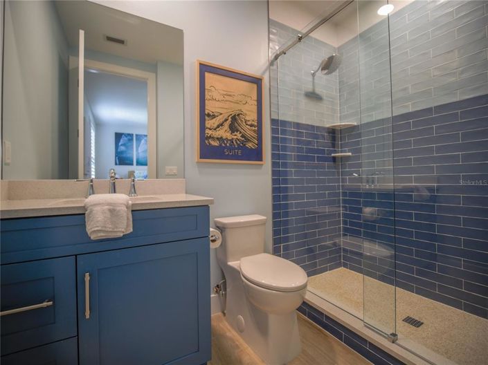 Image No.36-8 Bed Property for sale