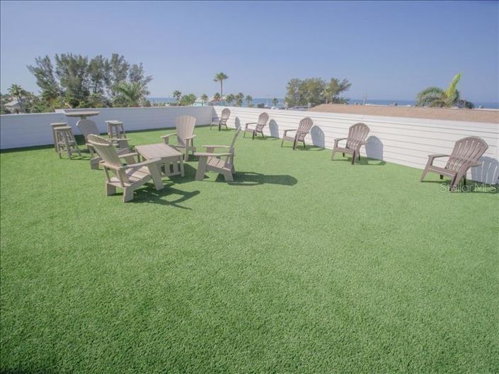 Image No.40-8 Bed Property for sale