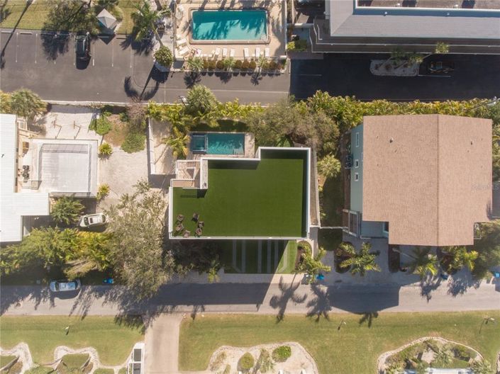 Image No.53-8 Bed Property for sale