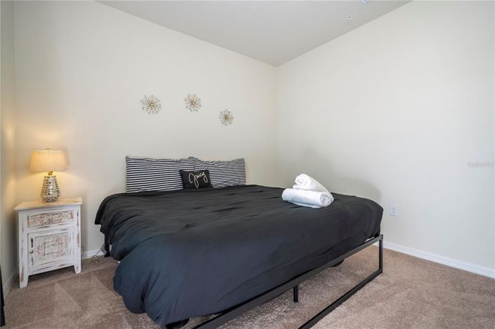 Image No.52-5 Bed Townhouse for sale