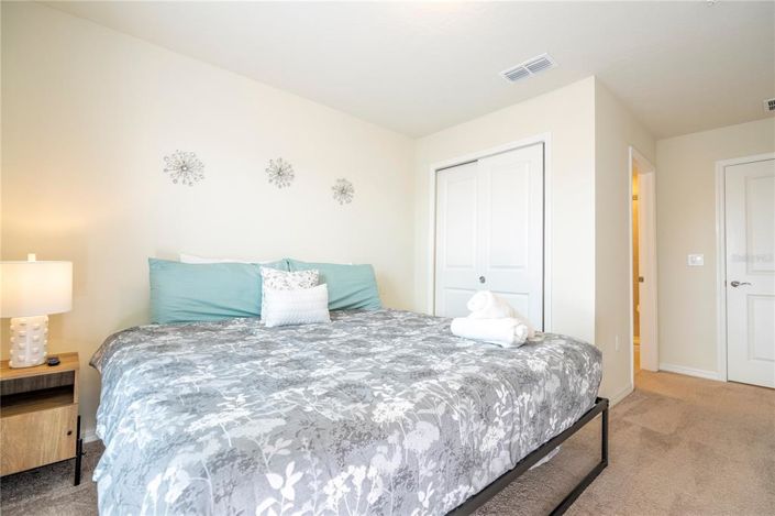 Image No.64-5 Bed Townhouse for sale