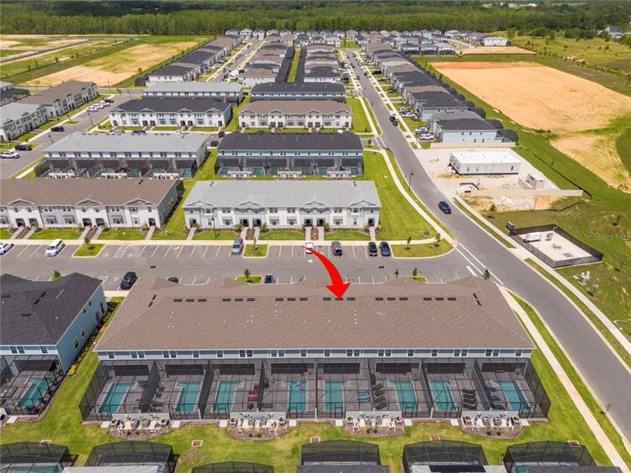 Image No.80-5 Bed Townhouse for sale