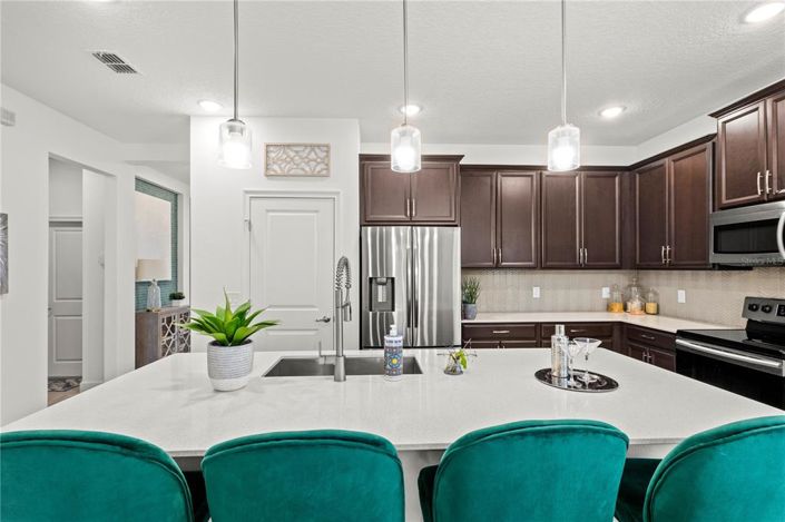 Image No.9-4 Bed Property for sale