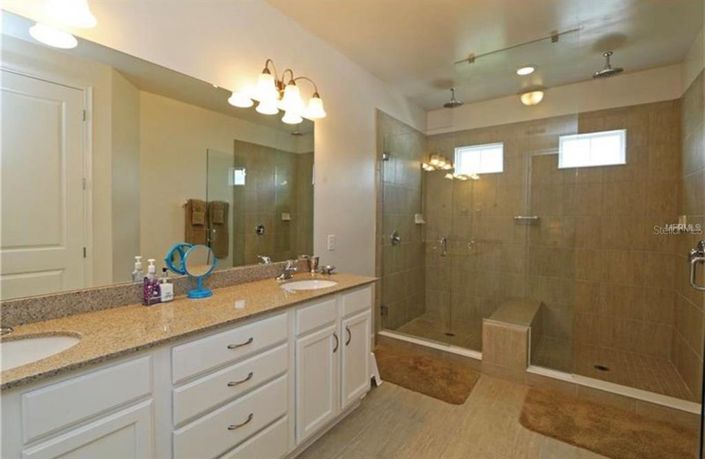 Image No.22-Propriété de 5 chambres à vendre à Reunion