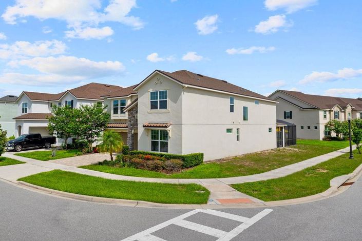 Image No.3-Propriété de 9 chambres à vendre à Kissimmee