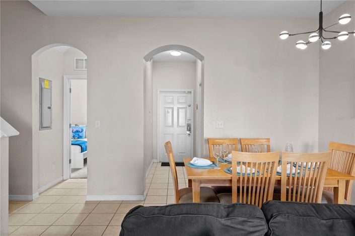 Image No.7-3 Bed Townhouse for sale