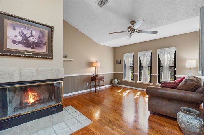 Image No.14-4 Bed Property for sale