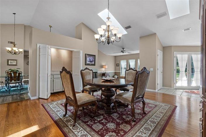 Image No.16-4 Bed Property for sale