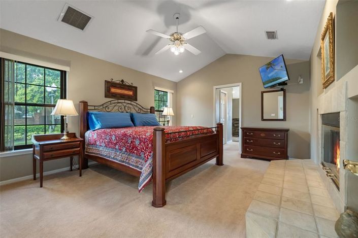 Image No.19-4 Bed Property for sale