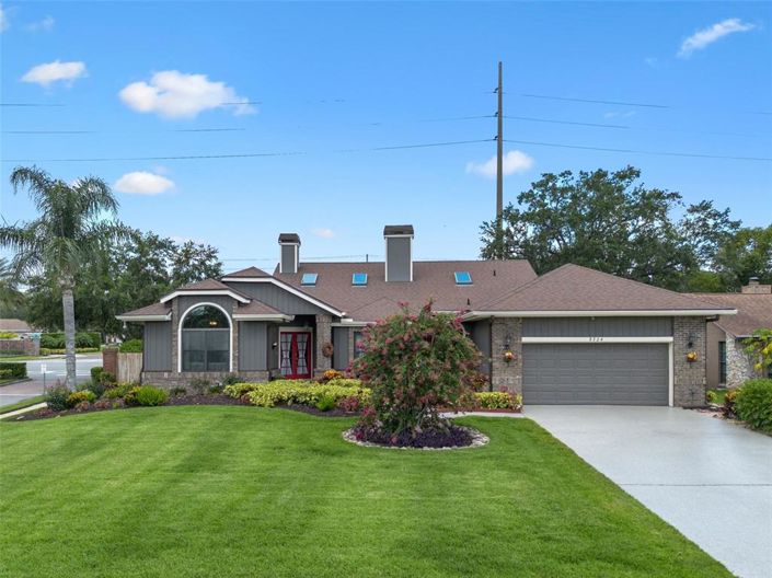 Image No.2-4 Bed Property for sale