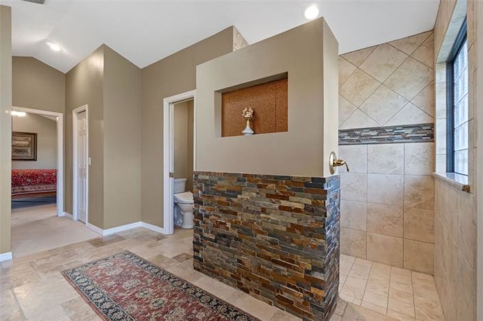 Image No.24-4 Bed Property for sale