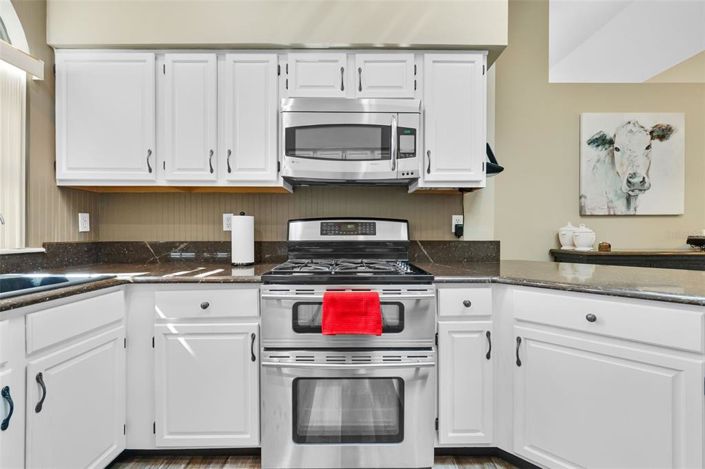 Image No.28-4 Bed Property for sale