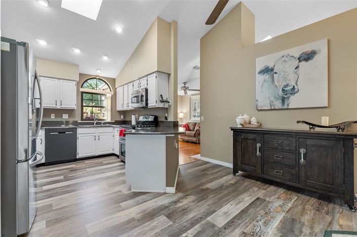 Image No.29-4 Bed Property for sale