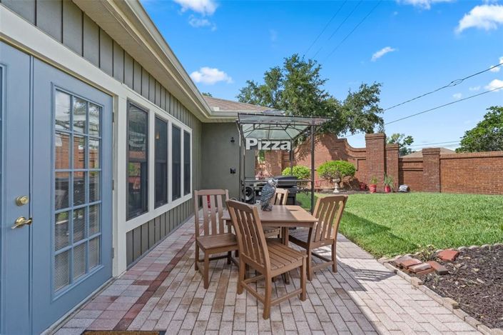 Image No.50-4 Bed Property for sale