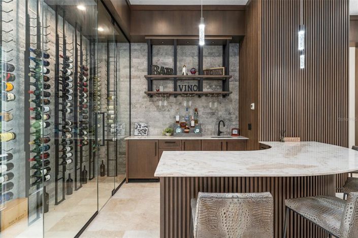 Image No.23-4 Bed Property for sale