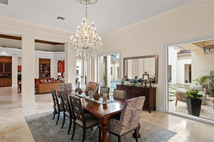 Image No.25-4 Bed Property for sale